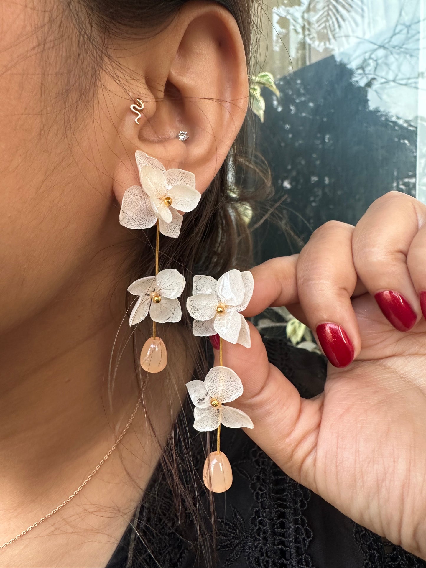 Hydrangea Dangles: Real Preserved hydrangea flower earrings