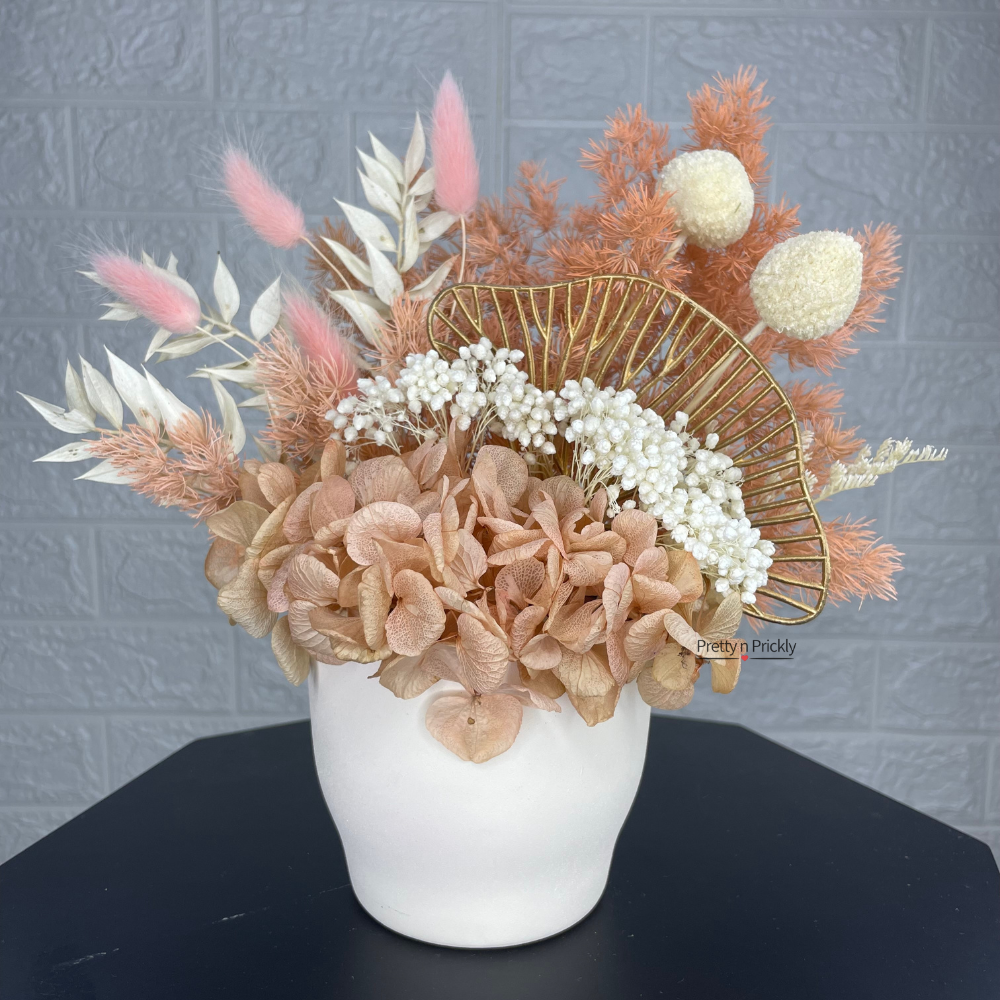 Whispering Wonder: Dried and Preserved Flower arrangement