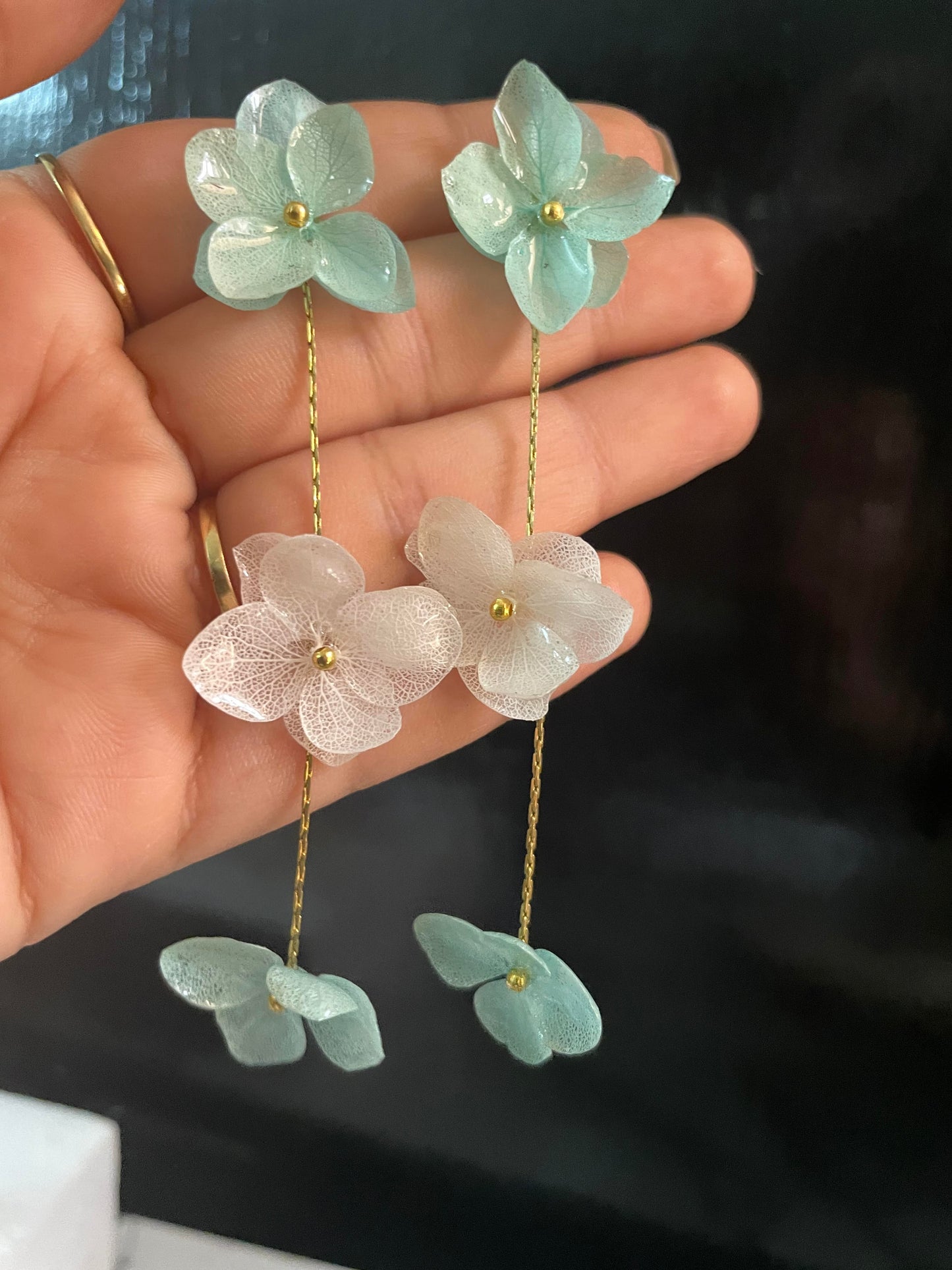Hydrangea Dangles: Real Preserved hydrangea flower earrings