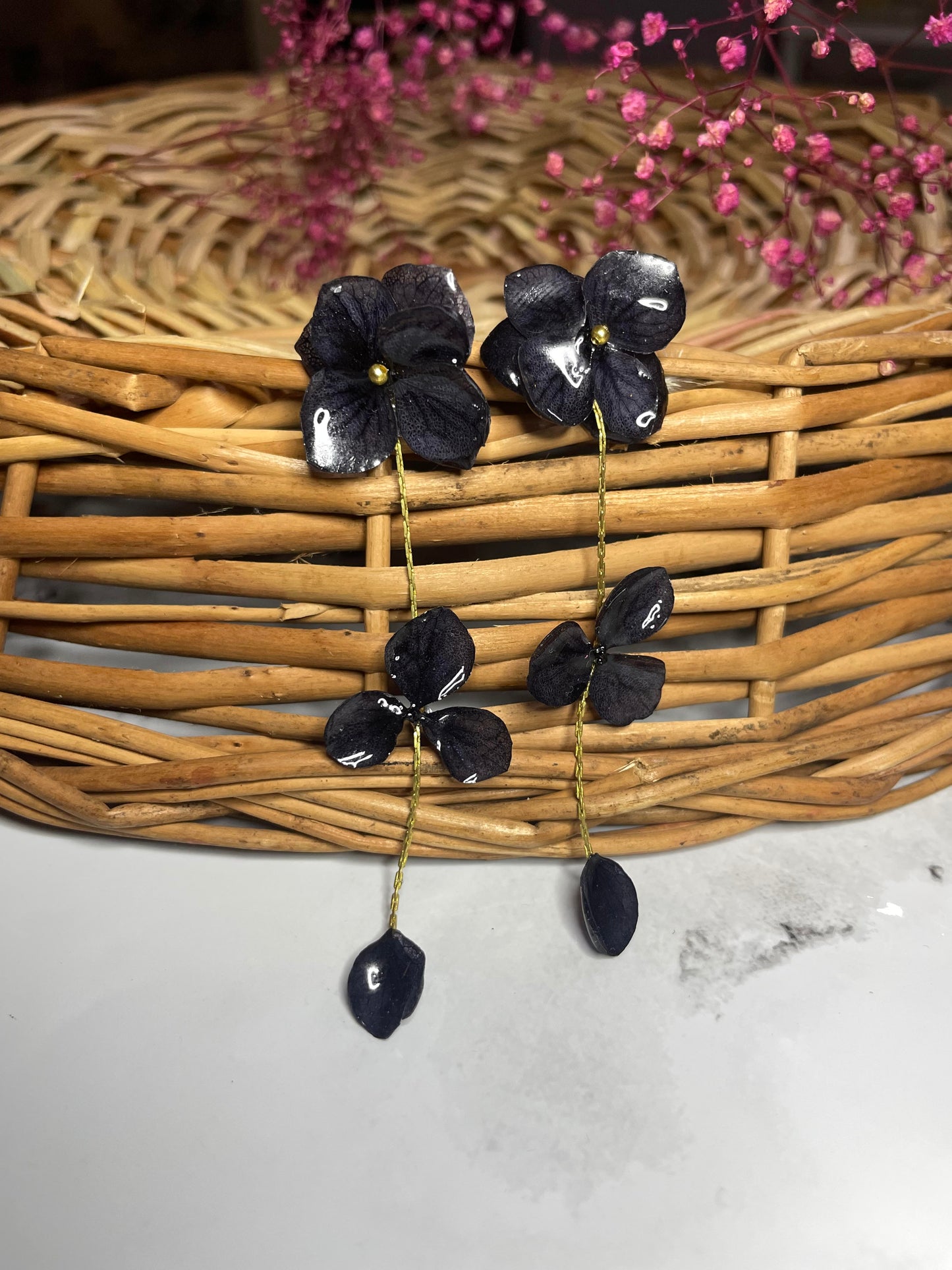 Hydrangea Dangles: Real Preserved hydrangea flower earrings