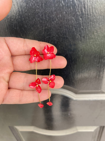 Hydrangea Dangles: Real Preserved hydrangea flower earrings