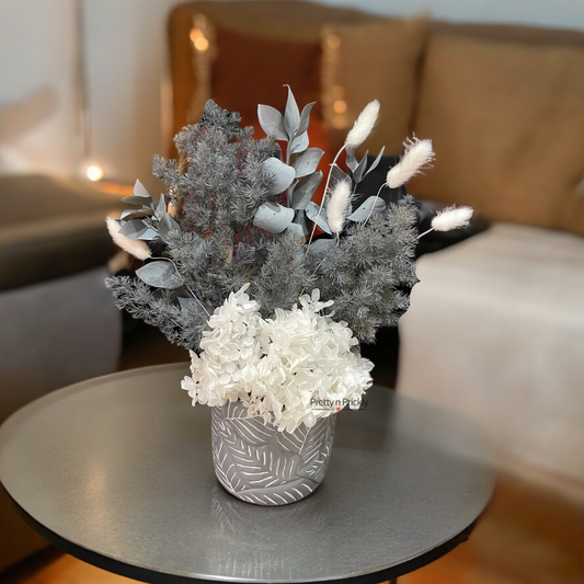 Misty Grey: Dried and preserved potted flower arrangement