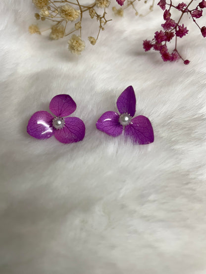 Bella studs: Real Preserved hydrangea flower earrings